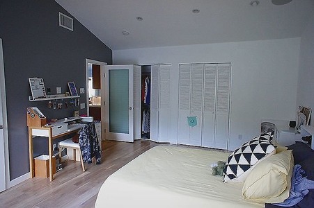 Enlarge photo 44