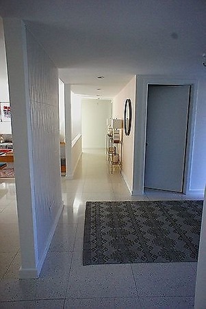 Enlarge photo 47