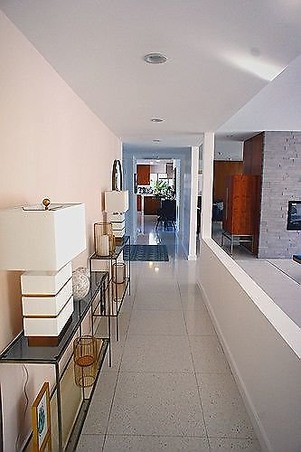 Enlarge photo 48
