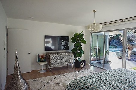 Enlarge photo 53