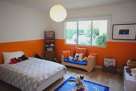 Enlarge photo 63