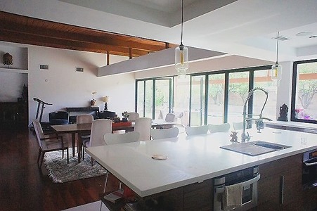 Enlarge photo 30