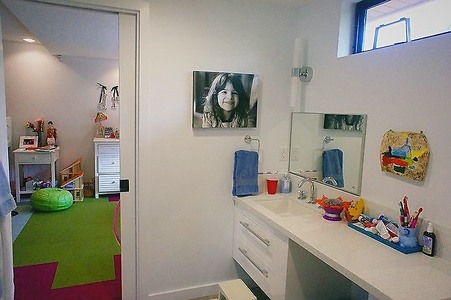 Enlarge photo 65