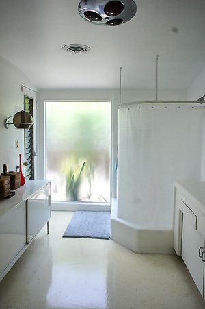 Enlarge photo 54