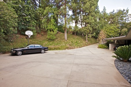 Enlarge photo 11
