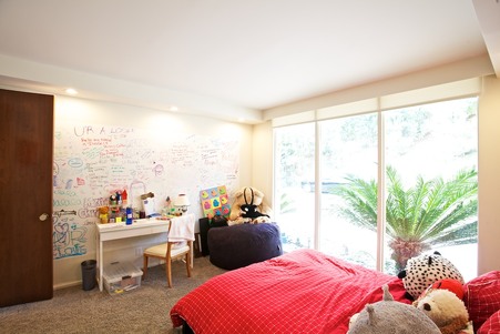 Enlarge photo 55