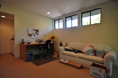 Enlarge photo 37