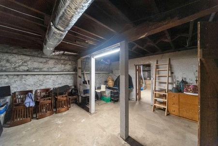 Enlarge photo 120