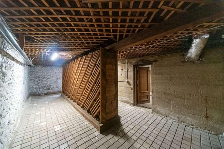 Enlarge photo 128