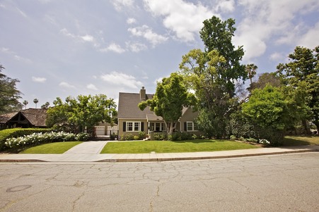 Enlarge photo 2
