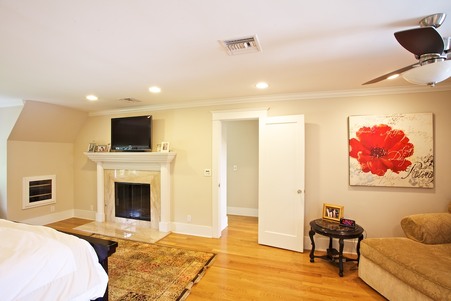 Enlarge photo 40