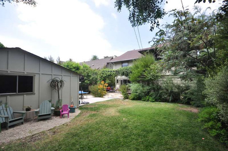 Enlarge photo 51