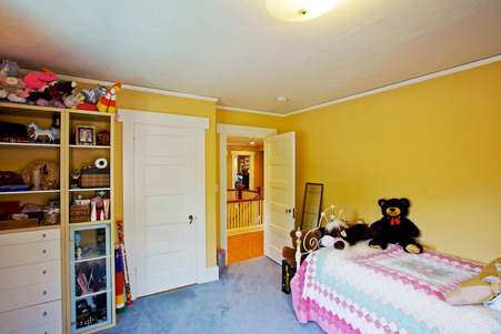 Enlarge photo 75