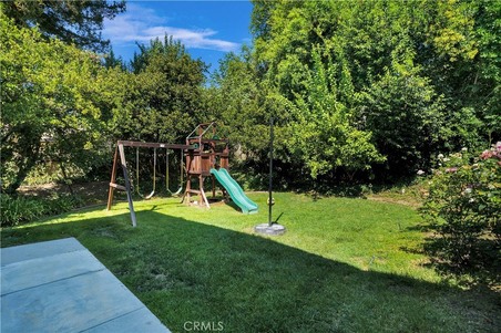 Enlarge photo 33