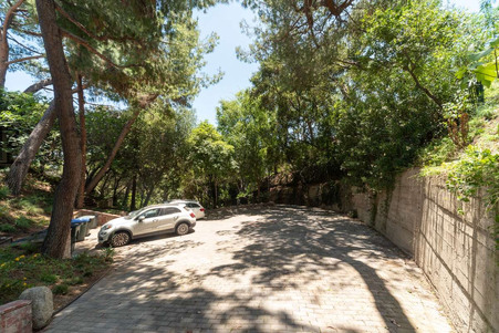 Enlarge photo 22