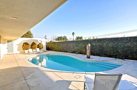 Enlarge photo 72