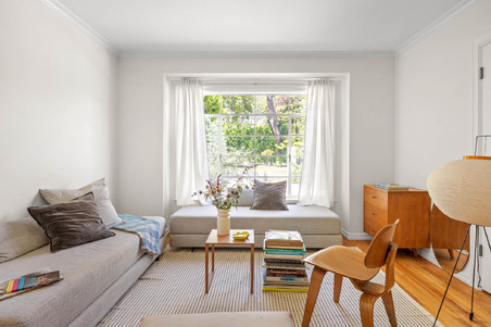 Enlarge photo 4