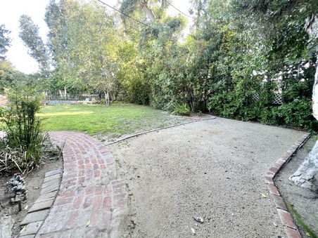 Enlarge photo 84