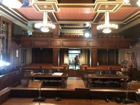 COURTROOM 1