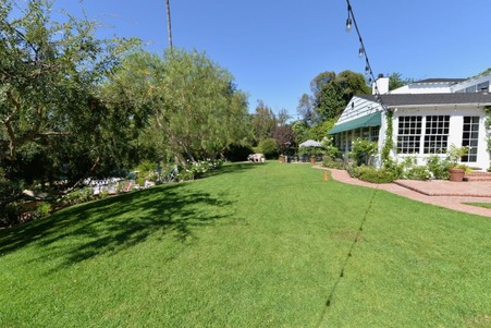 Enlarge photo 11