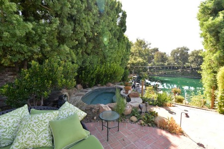 Enlarge photo 15