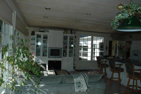Enlarge photo 47