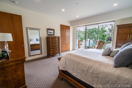 Enlarge photo 49