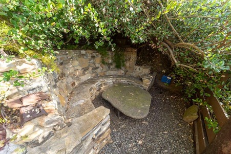 Enlarge photo 146
