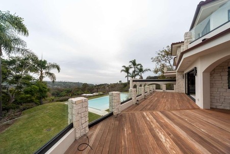 Enlarge photo 122