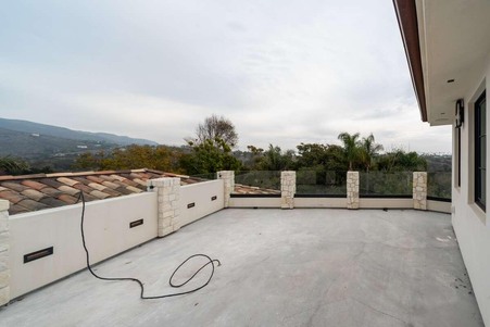 Enlarge photo 148
