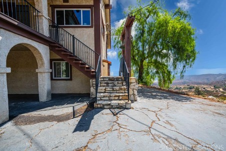 Enlarge photo 29