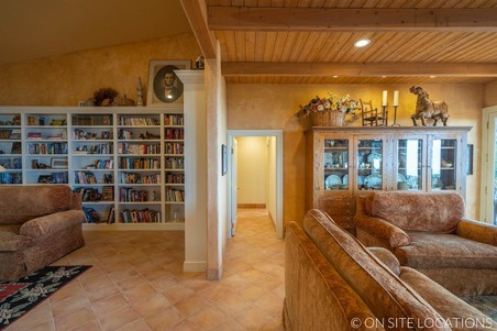 Enlarge photo 42