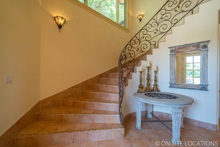 Enlarge photo 52