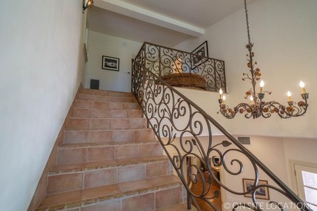 Enlarge photo 54