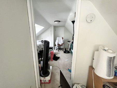 Enlarge photo 103