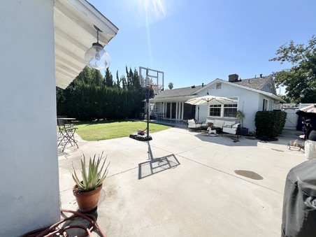 Enlarge photo 68