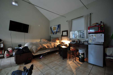 Enlarge photo 44