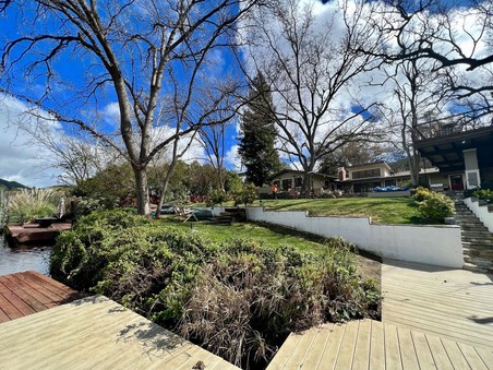 Enlarge photo 33