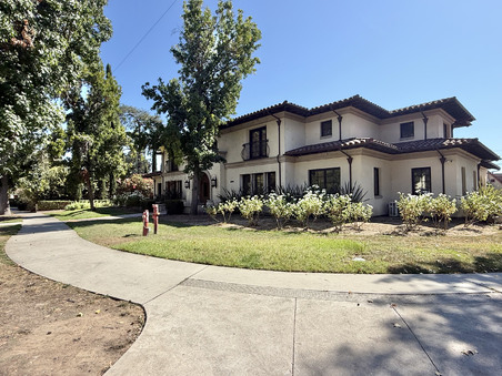1599 CAMPUS RD.