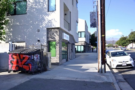Enlarge photo 17