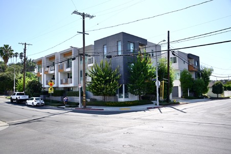The Lincoln 1420 Lincoln Lane