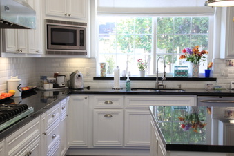 Gonor - Studio City