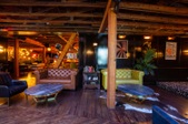 Enlarge photo 19