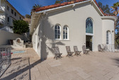Enlarge photo 18