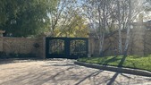 SCV EXT MANSION WALL