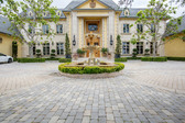 WEEKEND MANSIONS
