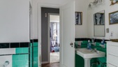 Enlarge photo 17