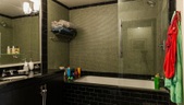 Enlarge photo 16