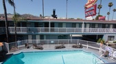 Enlarge photo 23