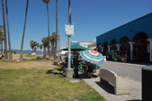 SURF SHOPS AND VENICE